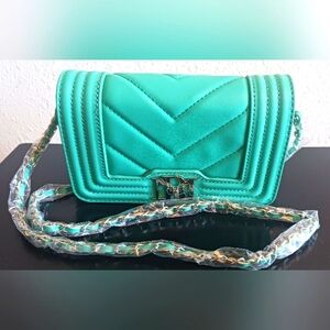 New BADGLEY MISCHKA V-Quilted Vegan Leather Teal Silver Chain Crossbody Bag NWT